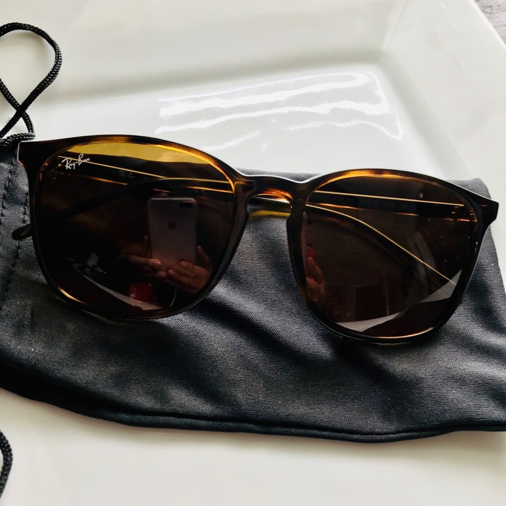 Ray Ban RB4387 Tortoise Sunglasses Unisex - NWOT